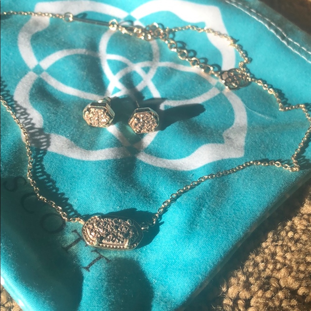 Kendra Scott necklace with matching earrings